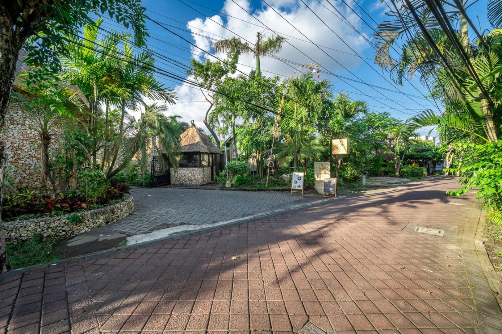 Nameera Villa Seminyak  Exterior photo